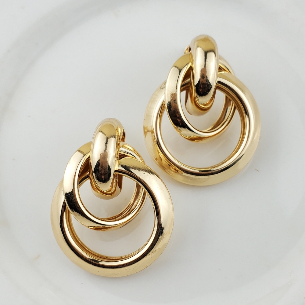 💫5/$25 Gold statement Earrings